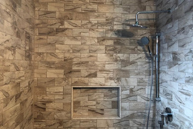 Inspiration for a modern home design remodel in Toronto