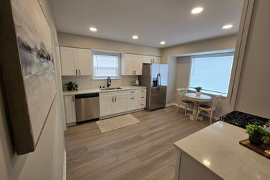 Kitchen - kitchen idea in Milwaukee