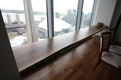 Mountain style kitchen photo in Toronto