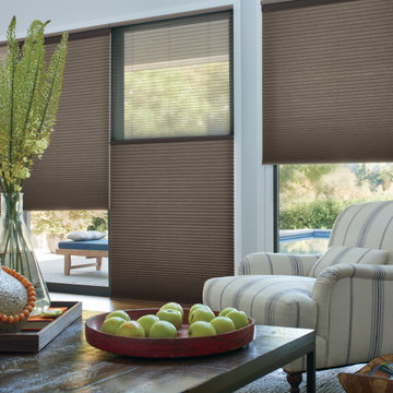 Hunter Douglas - Living Room