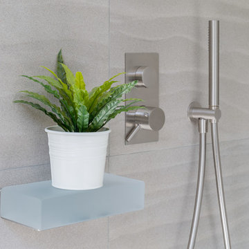 Rénovation d'une salle de bain, style contemporain