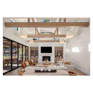 Silver Spurs - Transitional - Living Room - Seattle - by Enfort Homes ...