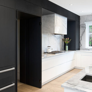 White Rock Residence