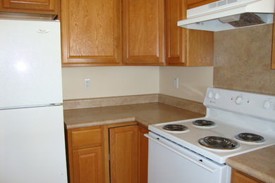 Example of a kitchen design in Hawaii