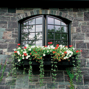 Home Exteriors with Nature Stone