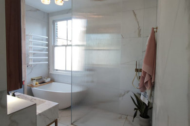 Shower Enclosure, Reeded Glass