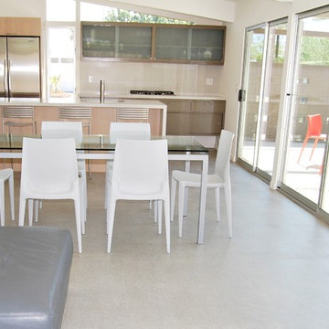Palm Springs Mid-Century Modern Dining and Kitchen Area