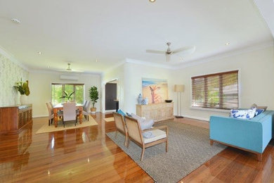 Design ideas for a contemporary living room in Cairns.