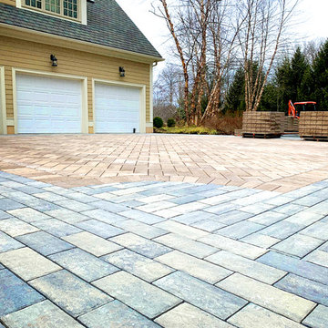 A Paver Drivewau