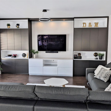 Living room custom storage in Pointe-Claire