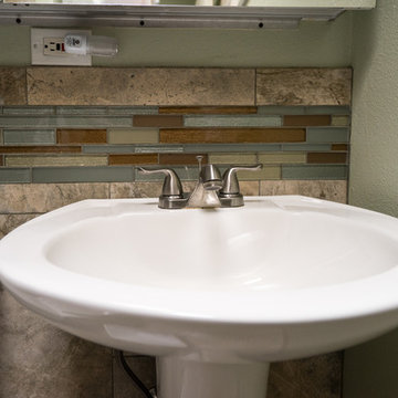 Sierra Mesa Pedestal Sink and Bathroom Tile Walls
