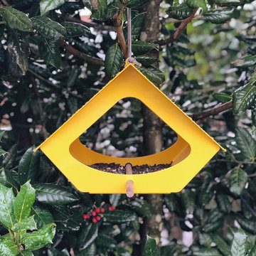 Beekman Bird Feeder