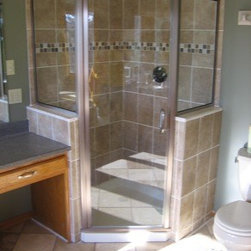 Semi-Frameless Neo Angle Shower - Showerheads And Body Sprays
