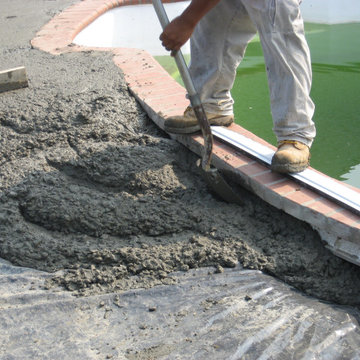 Regular concrete pool deck 0035