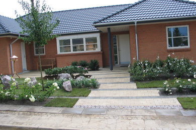 This is an example of a modern garden in Esbjerg.