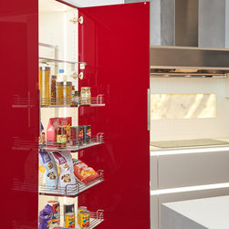 Wellborn Cabinet's Chrome Dispensa Pantry Pullout - Pantry And Cabinet Organizers