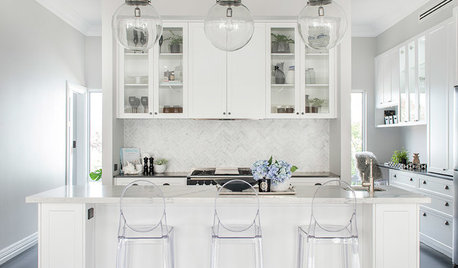 Room of the Week: A Hamptons Kitchen That's a Vision in White