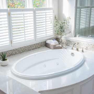 Smaller Scale Jetted Tub