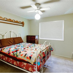 2715 Adrienne Cr - Products