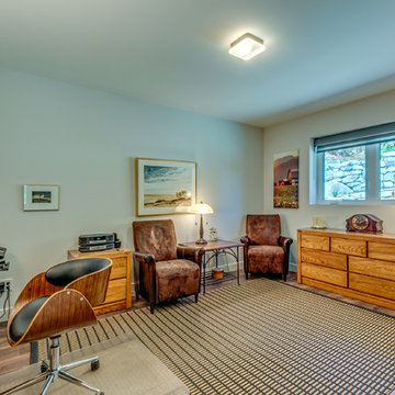 Howe Sound Haven, Squamish - West Coast Modern