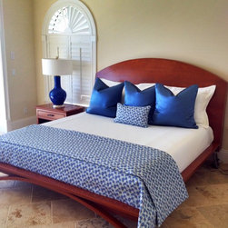 Pillows, cushions and upholstery - Products