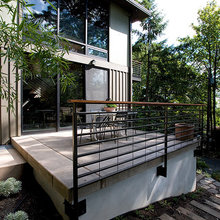 Deck rail