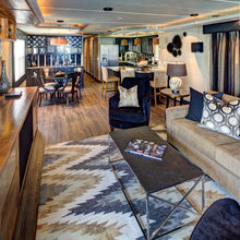 houseboat