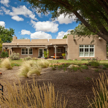 Galisteo River House