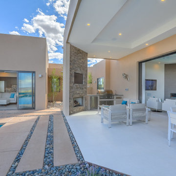 Dazzling Desert Overlook - Mariposa