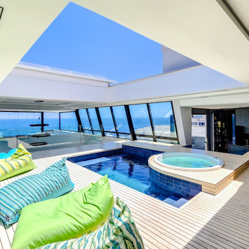 Yacht House