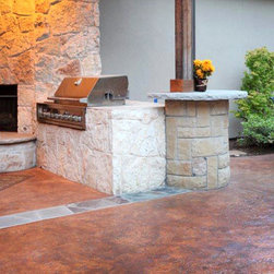 18 - Outdoor Grills