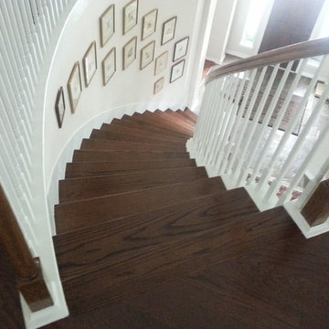 Staircase Transitioned from Carpet to Wood