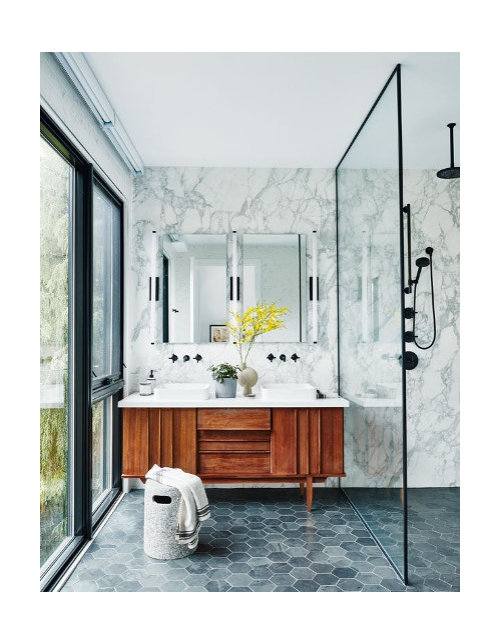 Carrara Marble Island and White Quartz Perimeter Yay or Nay?