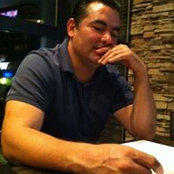 Manuel Estrella III's photo