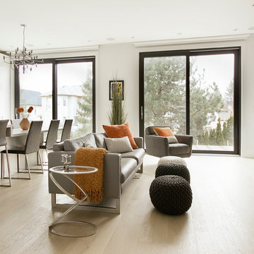 Townsgate Living & Dining Area