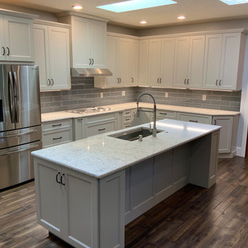Transitional Kitchen Remodel Done with a New Island