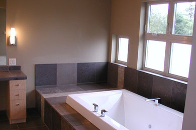 Example of a trendy bathroom design in Seattle