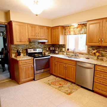 Refaced Lower Existing Cabinets, New Upper Wall Cabinets and Glass Backsplash