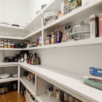Walk-in Pantry