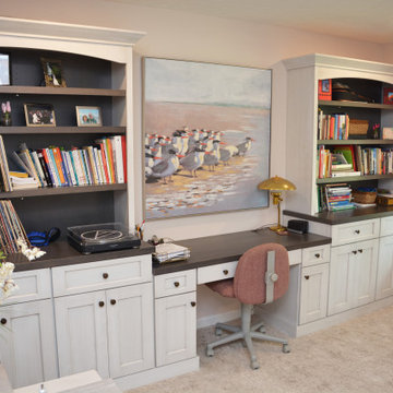 Arnold, MD Built-In Office