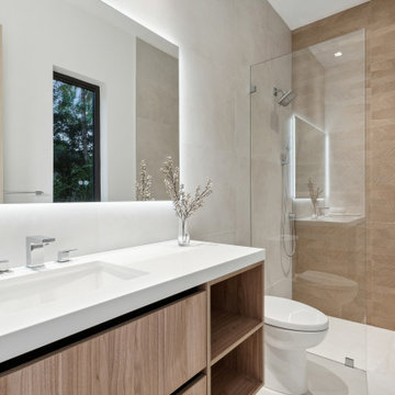 Contemporary Home - 11