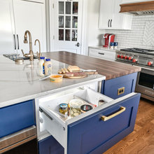 refrigerated drawers/built in microwave