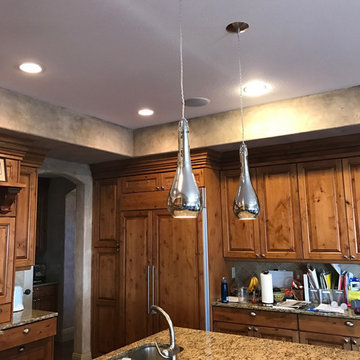 High-End Lowry Home