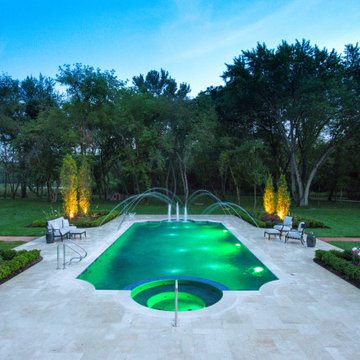 Barrington Hills, IL Scalloped Edge Pool with Round Hot Tub and Sunshelf