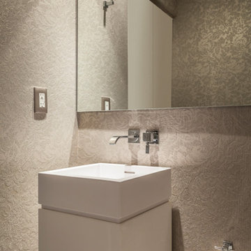 Carbonell, Brickell Key - Modern, Sophisticated & Practical Vacation Condo