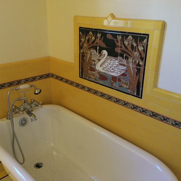 Private Ranch- Yellow Bathroom Bath