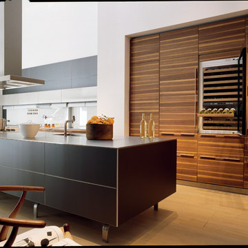 Sub-Zero 27" Wine Storage with Storage Drawers, 427RG