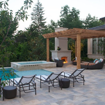 Pool & Outdoor Living Environment