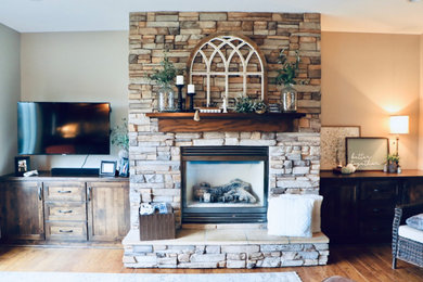 Living room photo in Minneapolis