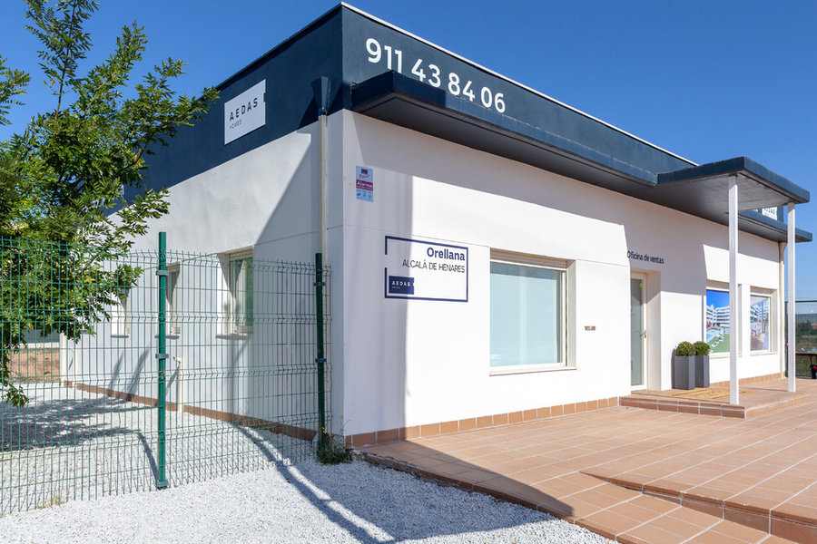 AEDAS HOMES piso piloto promoción Orellana y oficinas